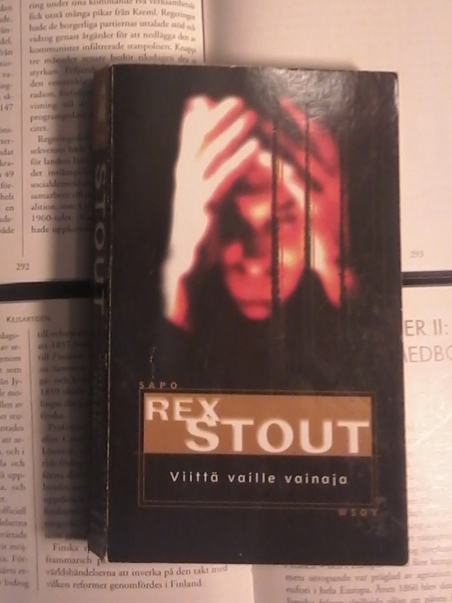 Rex Stout - Viittä vaille vainaja (pokkari)