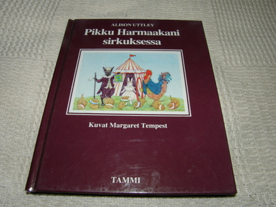 Uttley Pikku Harmaakani sirkuksessa