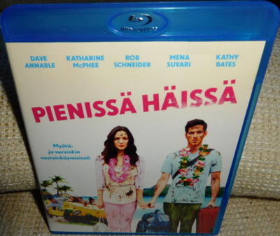Pienissä Häissä Blu-ray
