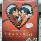 Pieni Suklaapuoti (Juliette Binoche, Johnny Depp) - pikkukuva 1