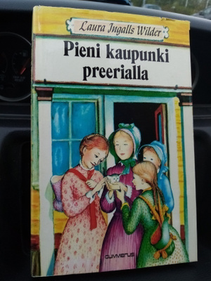 Wilder :  Pieni kaupunki preerialla ( SIS POSTIKULU)