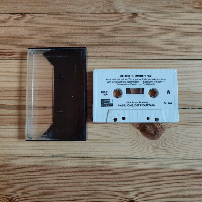 Eri esittäjiä: Huippusuosikit '92 c-kasetti