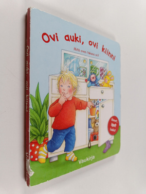 Katja Richert : Ovi auki, ovi kiinni : mitä oven takana on?