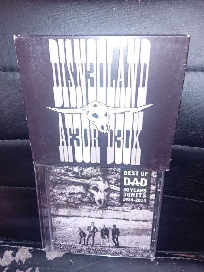 2cd BEST OF D.A.D. : 30 HITS 1984-2014 ( SIS POSTIKULU