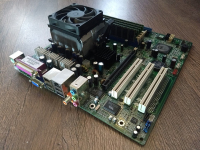AmethystM/MS-7184, Athlon 64 3200+, 2Gt RAM