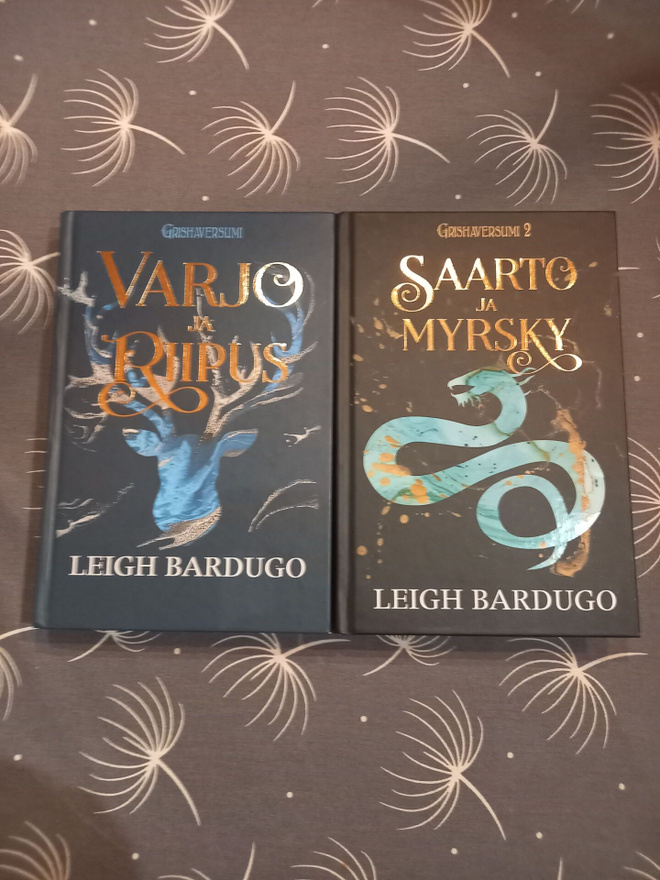 Leigh Bardugo: Grishaversumi osat 1 ja 2