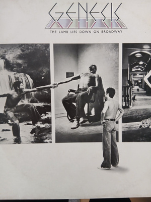 Genesis : Lamb Lies Down On Broadway 2LP.