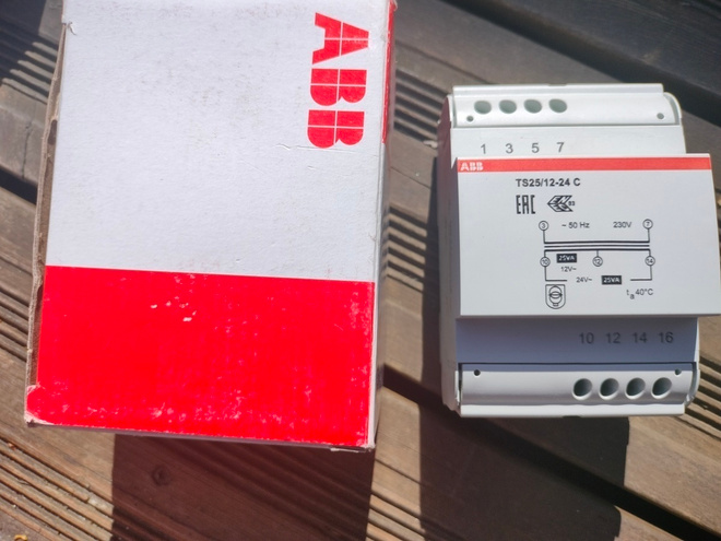 ABB TS25/12-24CMuuntaja 230VAC / 12/24VAC 7037234