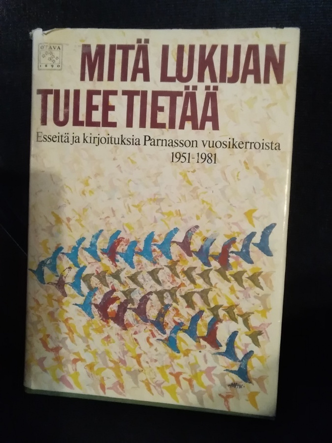 Mitä lukijan tulee tietää -esseitä ja kirjoituksia-