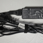 Lenovon orig. laturi 20V 2.25A 45W, suorakulmainen liitin - pikkukuva 1