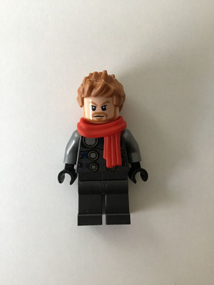 Lego minifiguuri - Thor - Red Scarf
