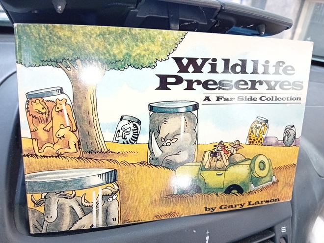 Larson : Wildlife preserves - A Far Side collection  ( SIS P
