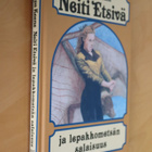 Carolyn Keene : Neiti Etsivä ja lepakkometsän salaisuus (1.p - pikkukuva 1