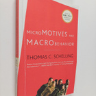 Thomas C. Schelling : Micromotives and macrobehavior - pikkukuva 1