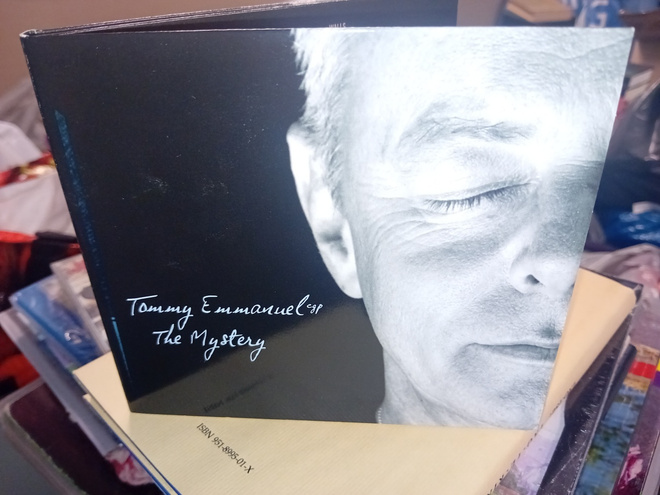 CD Tommy Emmanuel : The Mystery ( SIS POSTIKULU  )
