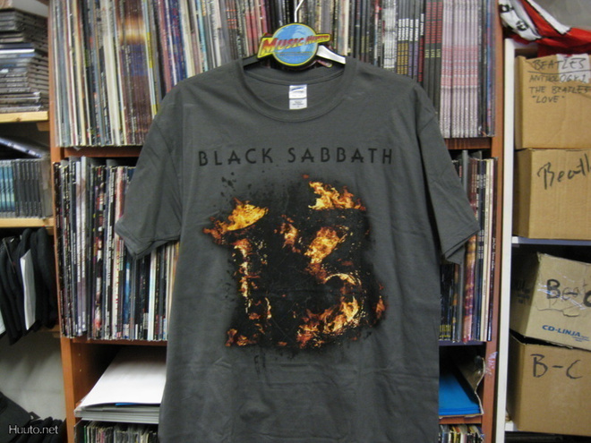 BLACK SABBATH - 13 UUSI T-PAITA L-KOKO (W)