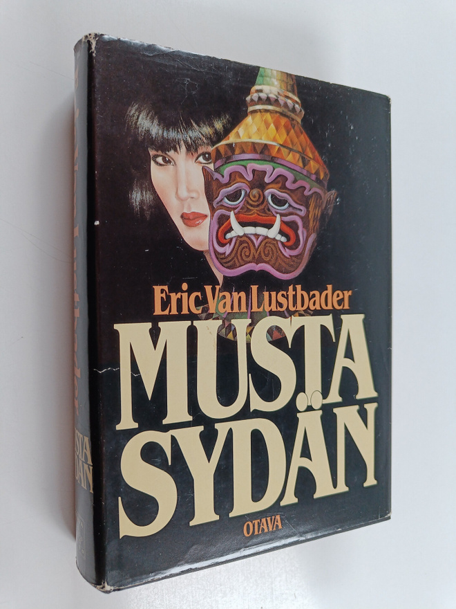 Eric Van Lustbader : Musta sydän