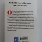 Vera Vala: Kaksoissotilas - pikkukuva 2