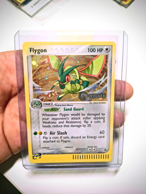 Pokemon Flygon (Holo) winner promo v 2003
