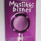 Mika Karhumaa : Musiikkibisnes : kevyt musiikki ammattina... - pikkukuva 1