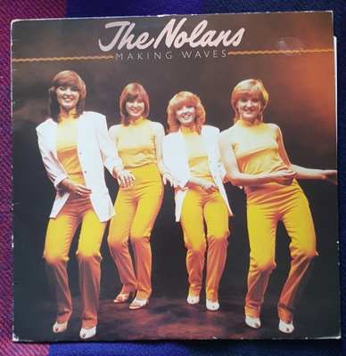 The Nolans - Making Wawes (LP)