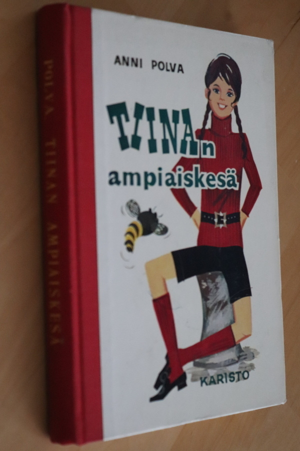 Anni Polva : Tiinan ampiaiskesä ( 4.p. 1971 )