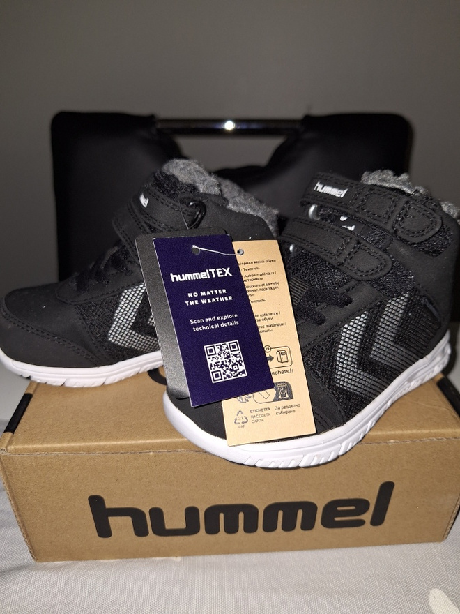 Hummel lenkkarit koko 24
