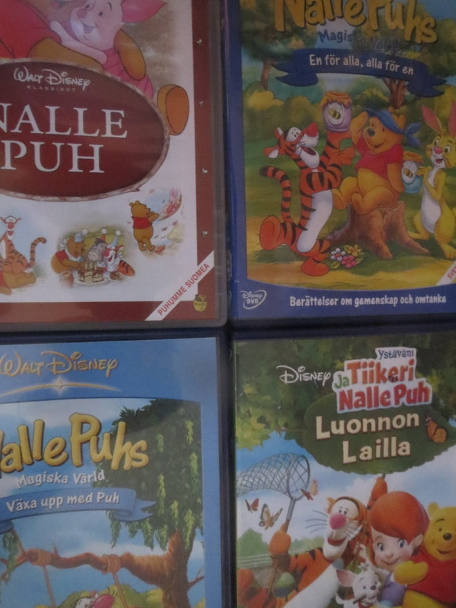 Nalle Puh paketti neljä levyä  4DVD