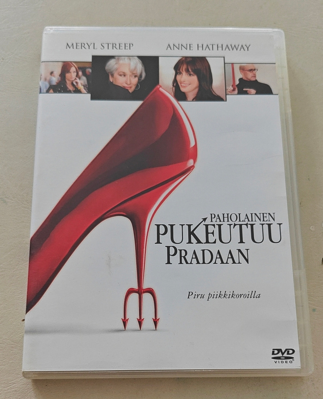 Paholainen pukeutuu Pradaan