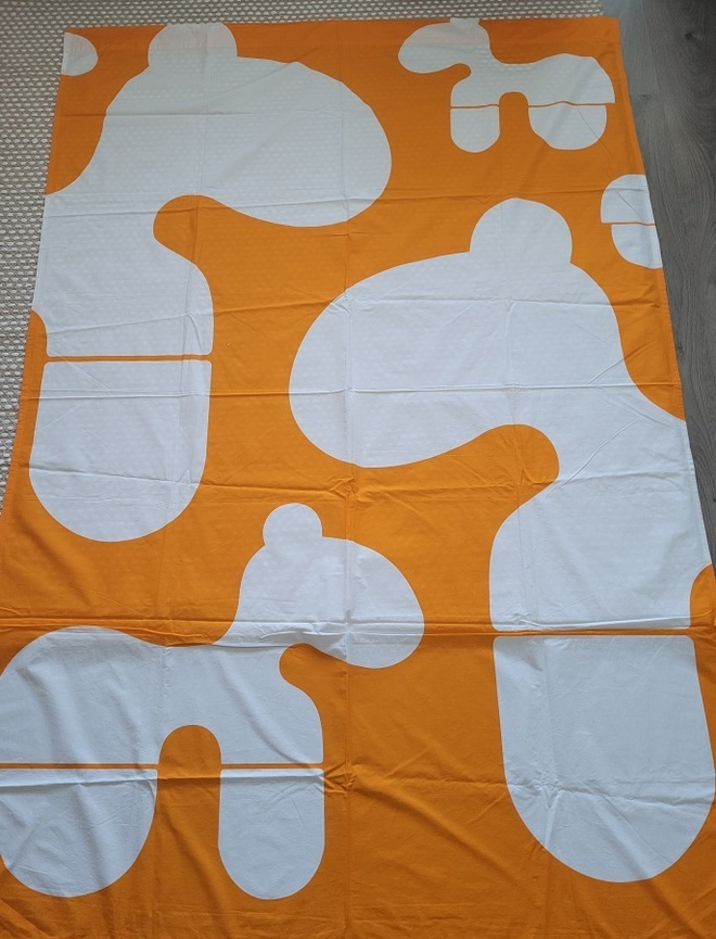 Eero Aarnio PONY kangas 205 x 140 cm