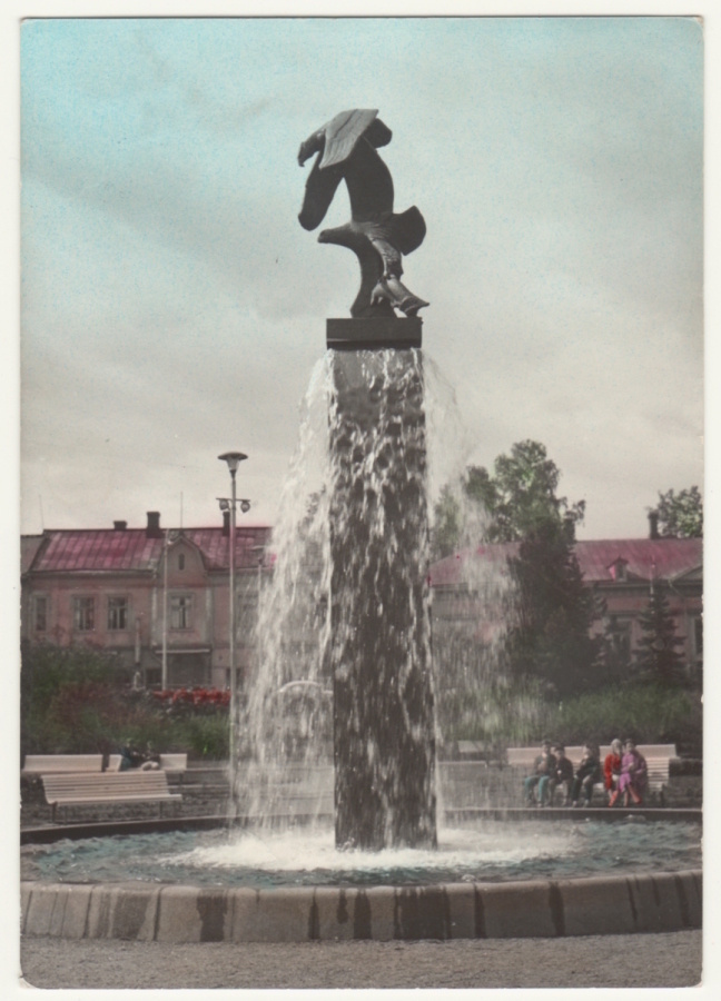 Kotka kotkat-patsas 1960