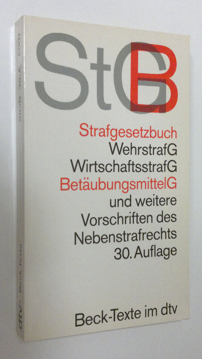 Strafgesetzbuch : mit Einfuhrungsgesetz, Wehrstrafgesetz,...