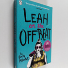 Becky Albertalli : Leah on the offbeat - pikkukuva 1
