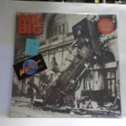 MR BIG - LEAN INTO IT M-/M- EU 1991 1. PAINOS LP - pikkukuva 1