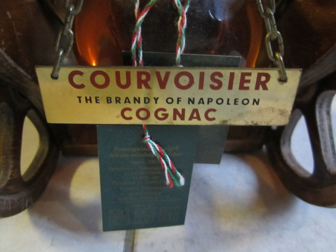 COURVOISIER KONJAKKITYKKI MANCAVEN KOMISTUS VIMPAIN VINTAGEA