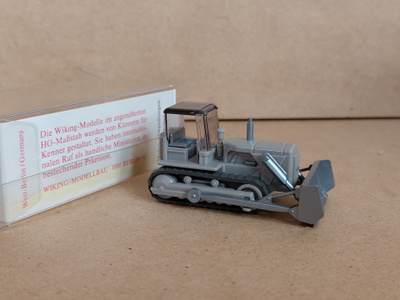 Hanomag PR610 puskutraktori 1965 harmaa 1:87 Wiking.