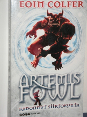 Eoin Colfer : ARTEMIS FOWL Kadonnut siirtokunta