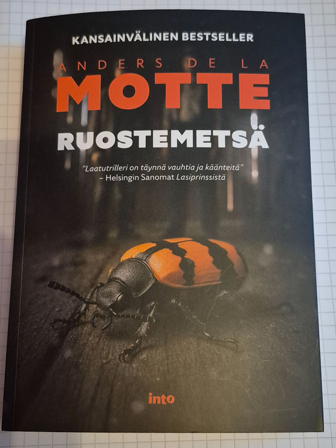 Anders De La Motte - Ruostemetsä kirja  (#3407)