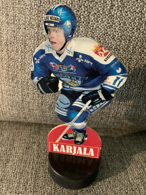 SAKU KOIVU FIGUURI (SUOMI,KARJALA)