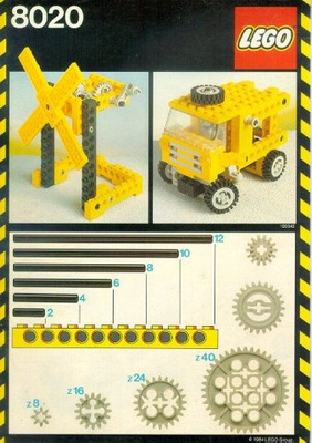 Lego 8020 Universal Building Set  ( Technic ) 1984