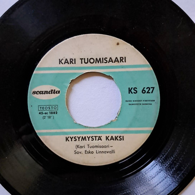 Kari Tuomisaari – Yksin-Laulu / Kysymystä Kaksi, V.1966