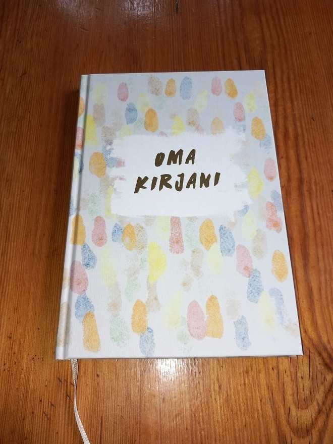 Oma kirjani – täytettävä kirja