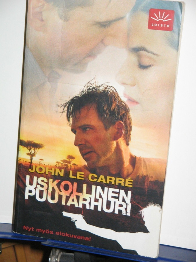 John LeCarre : USKOLLINEN PUUTARHURI