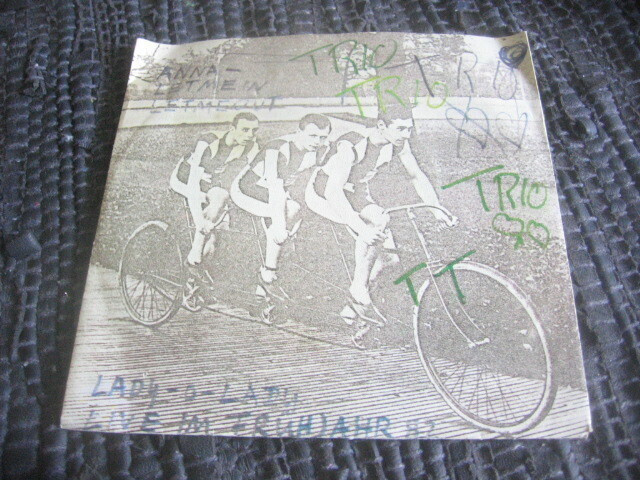 7" - Trio - Anna - Letmein Letmeout / Lady-O-Lady