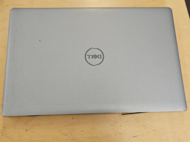 Dell Latitude 5520 Core i5-1135G7 15.6" 8 Gb 256 SSD