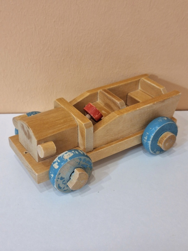 Puuauto