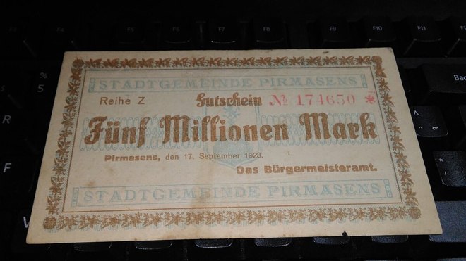 Germany Saksa Sutschein 5 million marks 1923 VF--