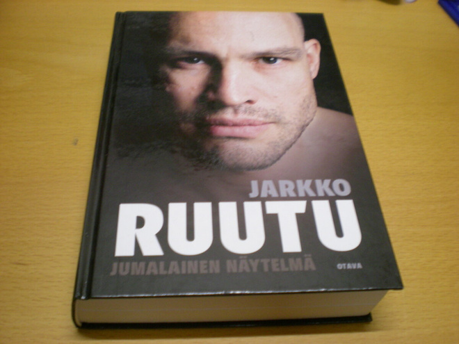 Tuomas Nyholm: Jarkko Ruutu - Jumalainen näytelmä