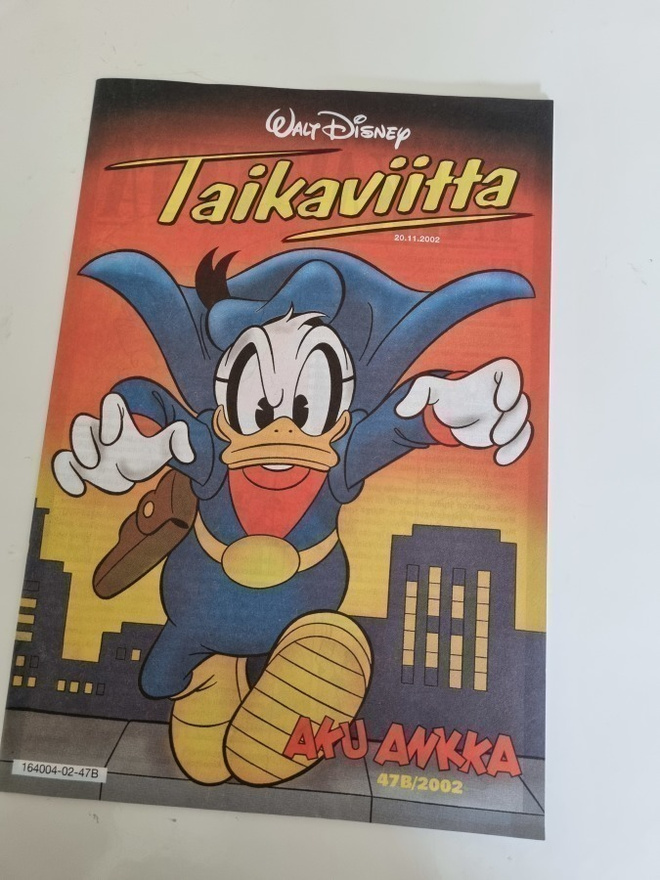 DISNEY TAIKAVIITTA 47B /2002