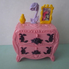 My Little Pony G2, pinkki lipasto - pikkukuva 1